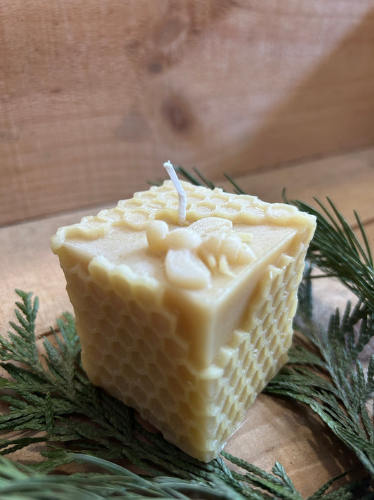 Honeycomb Beeswax Candle